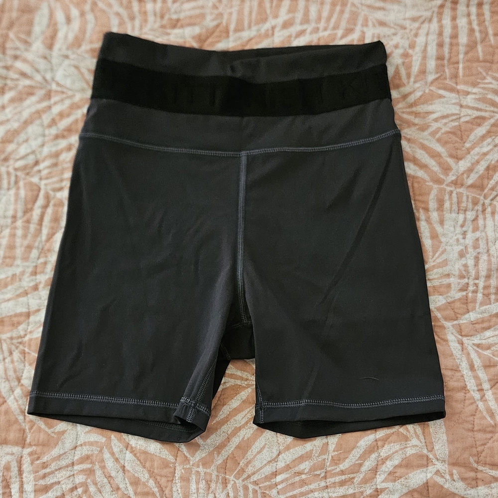 Kittenish biker shorts